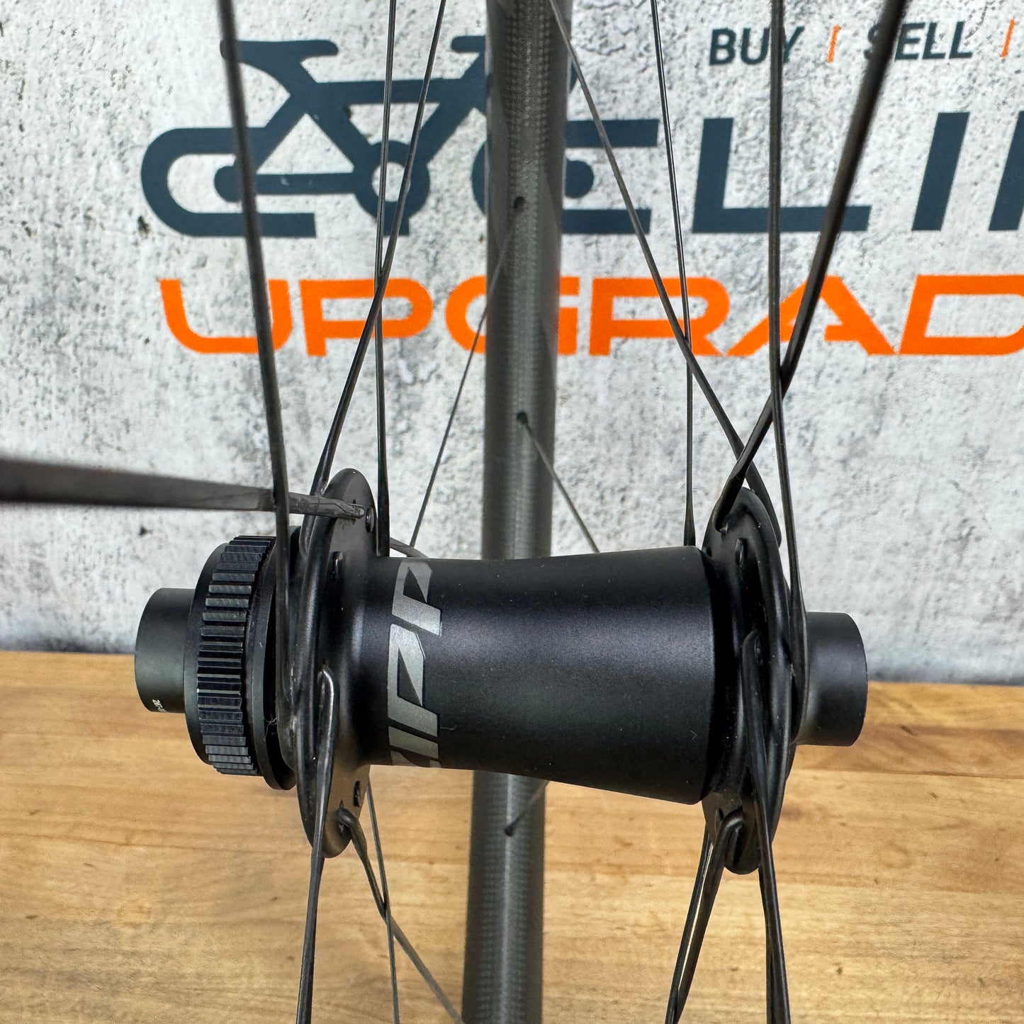 2025 Zipp 303 SW Carbon Tubeless Disc Wheelset 700c AXS Pressure Sensor 1438g