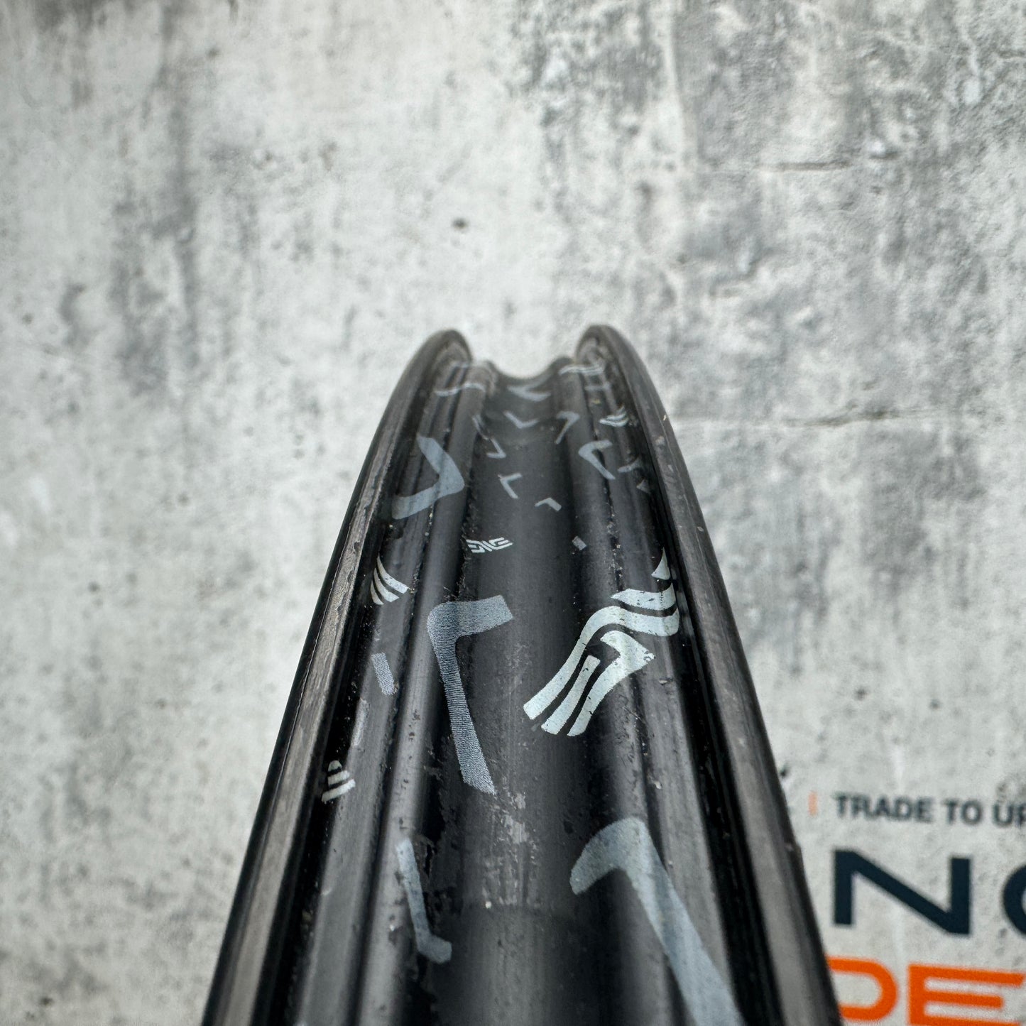 Low Mile! Enve SES 4.5 PRO Innerdrive Carbon Tubeless Disc Wheelset 700c 1315g