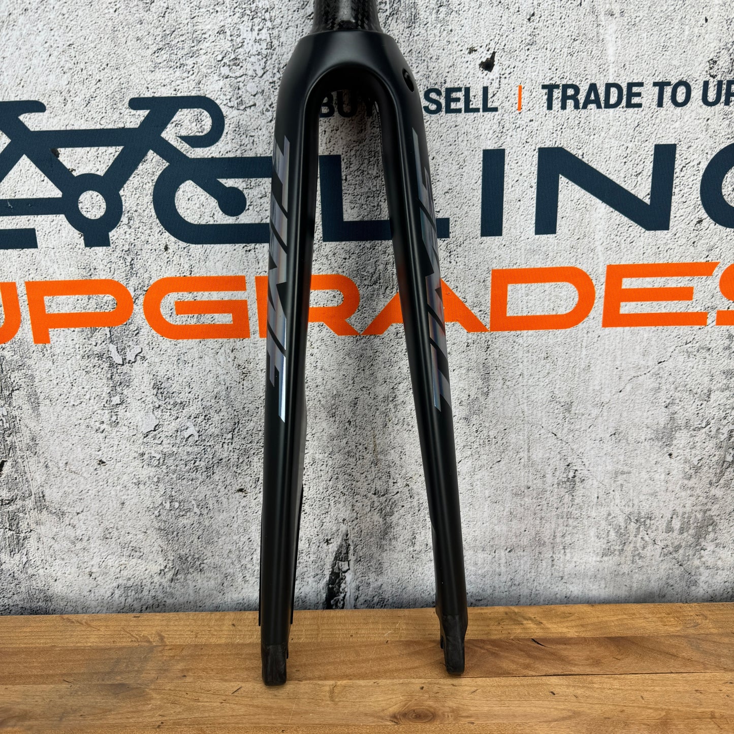 Mint! Time Scylon Noir AKTIV Disc Brake Black Carbon Fork off Medium Size Frame 595g