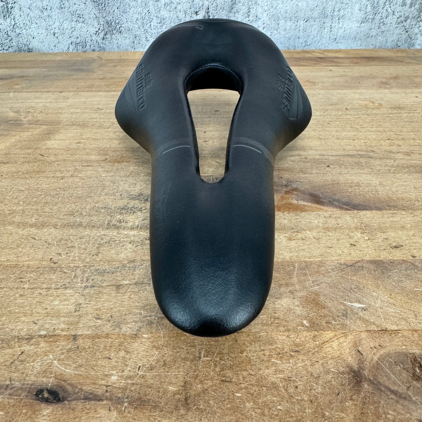 Light Use! San Marco Shortfit Racing Open Fit Narrow 134mm 7x7mm Rails Saddle