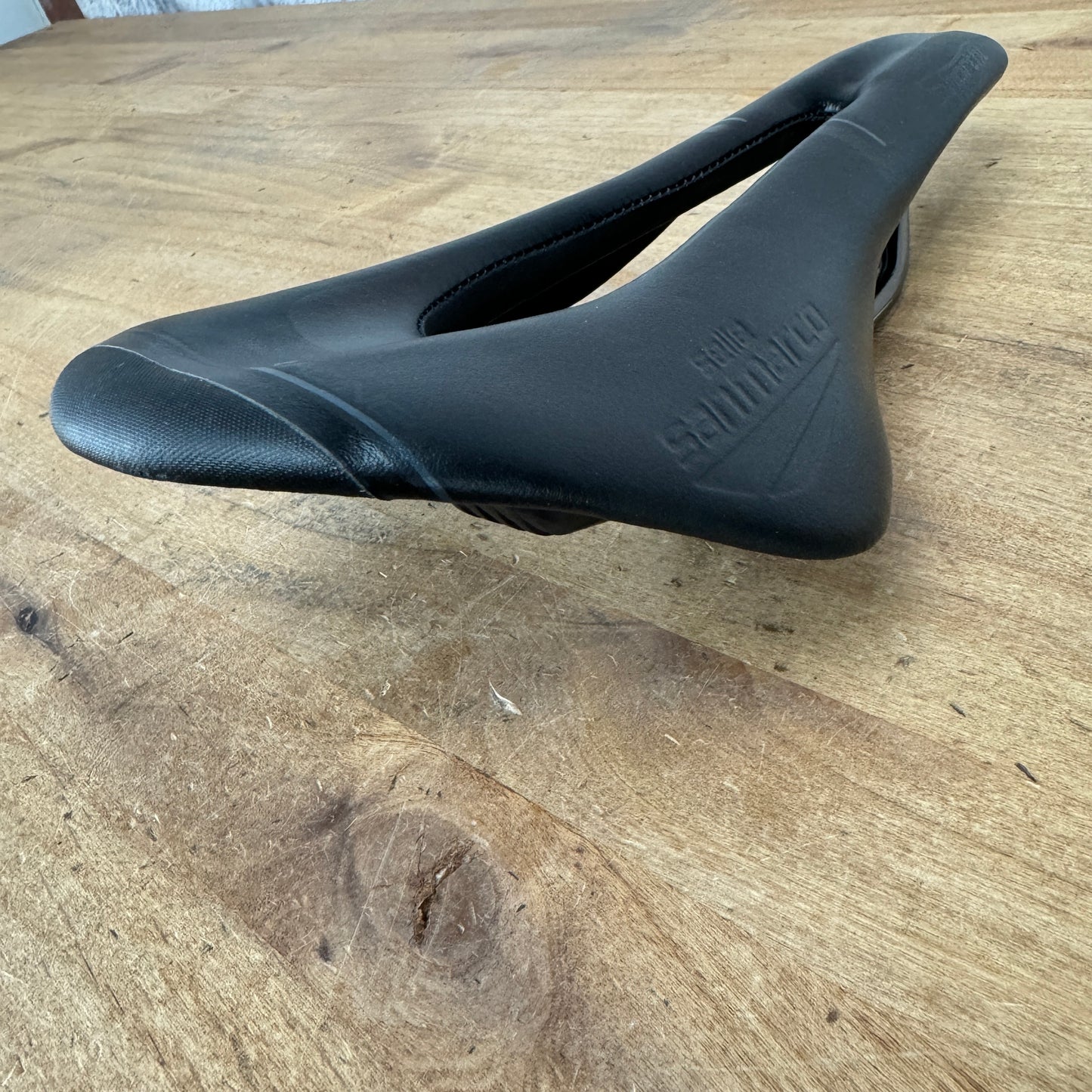Light Use! San Marco Shortfit Racing Open Fit Narrow 134mm 7x7mm Rails Saddle