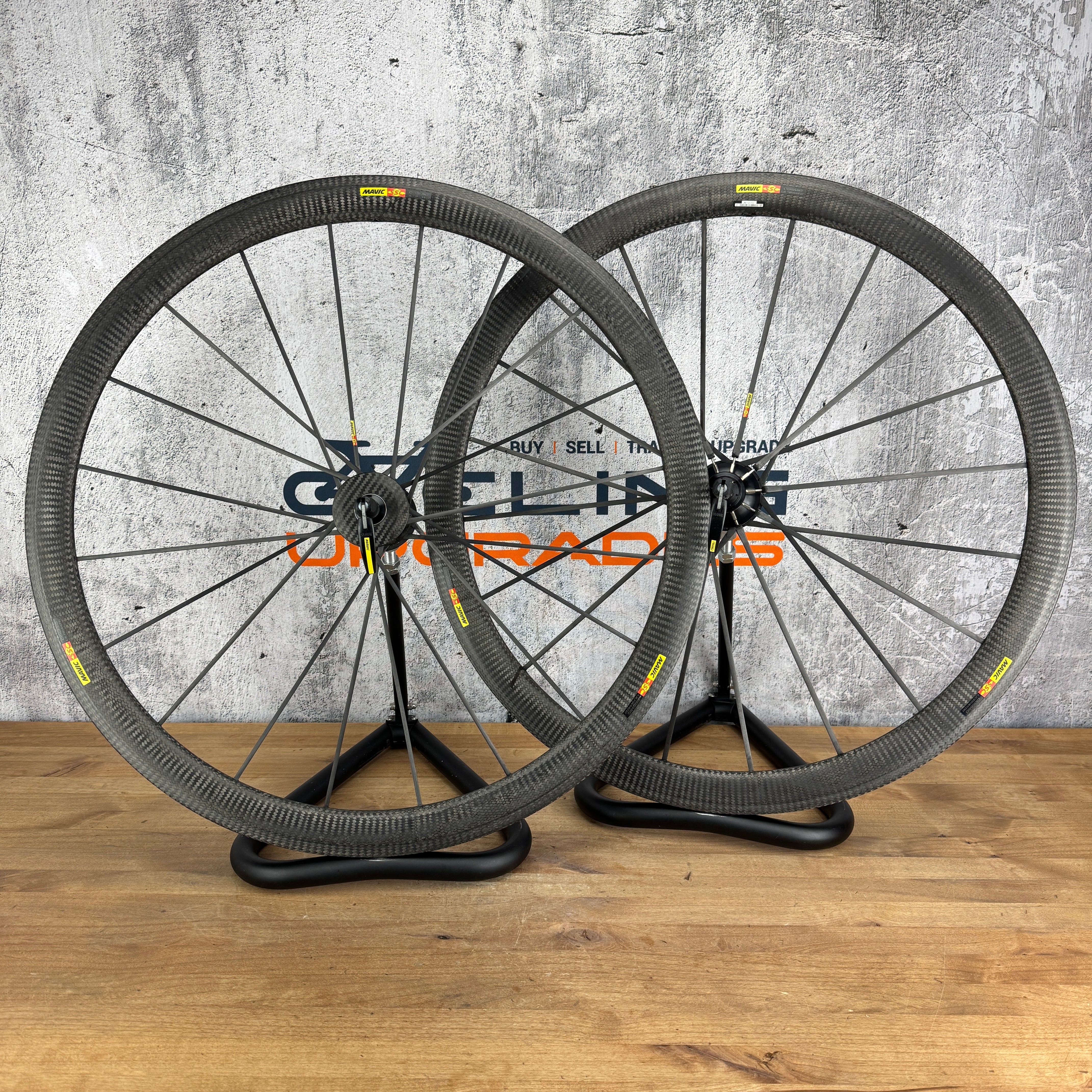 Mavic cosmic carbon ultimate タイヤ付き Mavic cosmic carbon ultimate タイヤ付き Mavic Cosmic