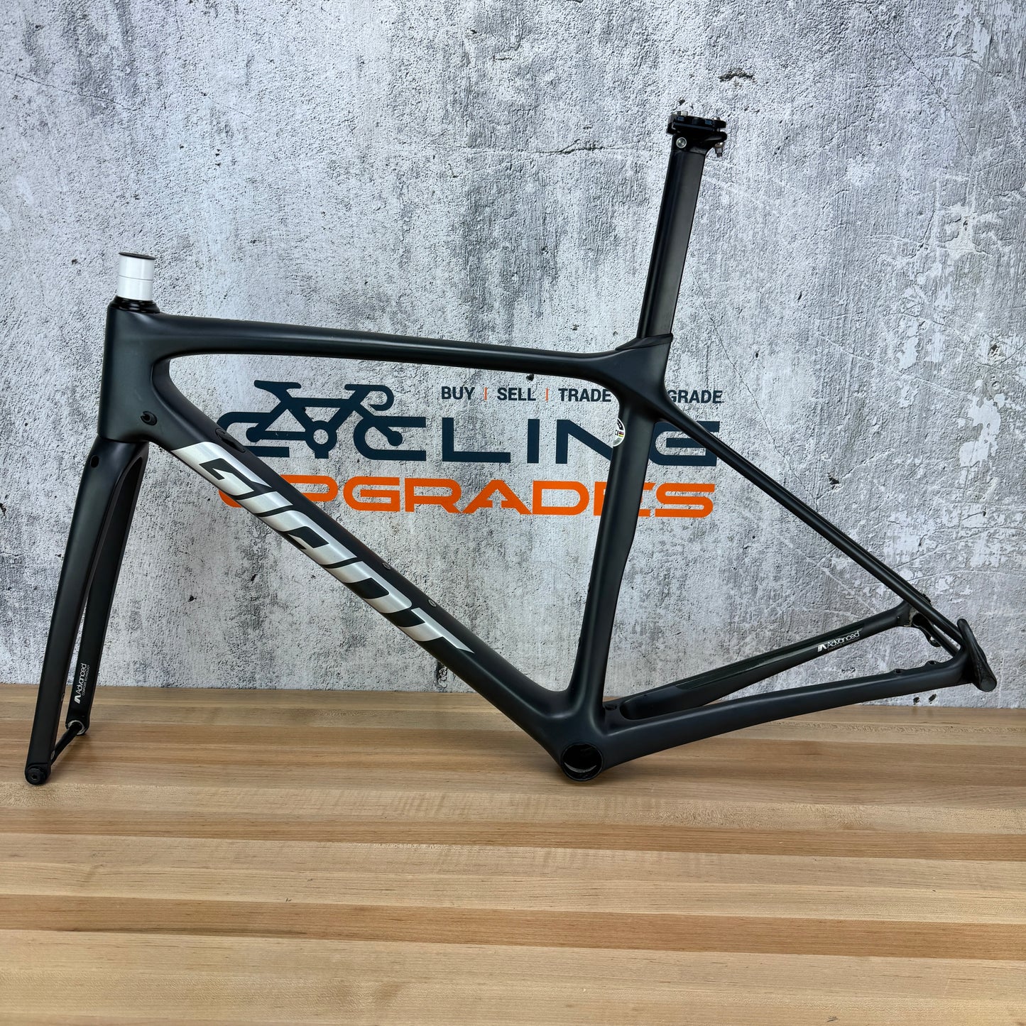 2021 Giant TCR Advanced Pro Small Carbon Disc Brake Frameset 700c 1696g