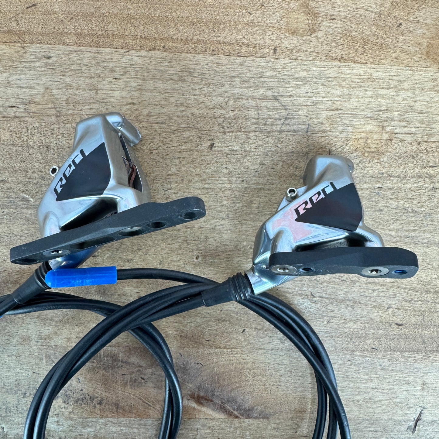 SRAM Red Flat-Mount Two-Piece Bike Disc Brake Pair Calipers w/ Lines 309g