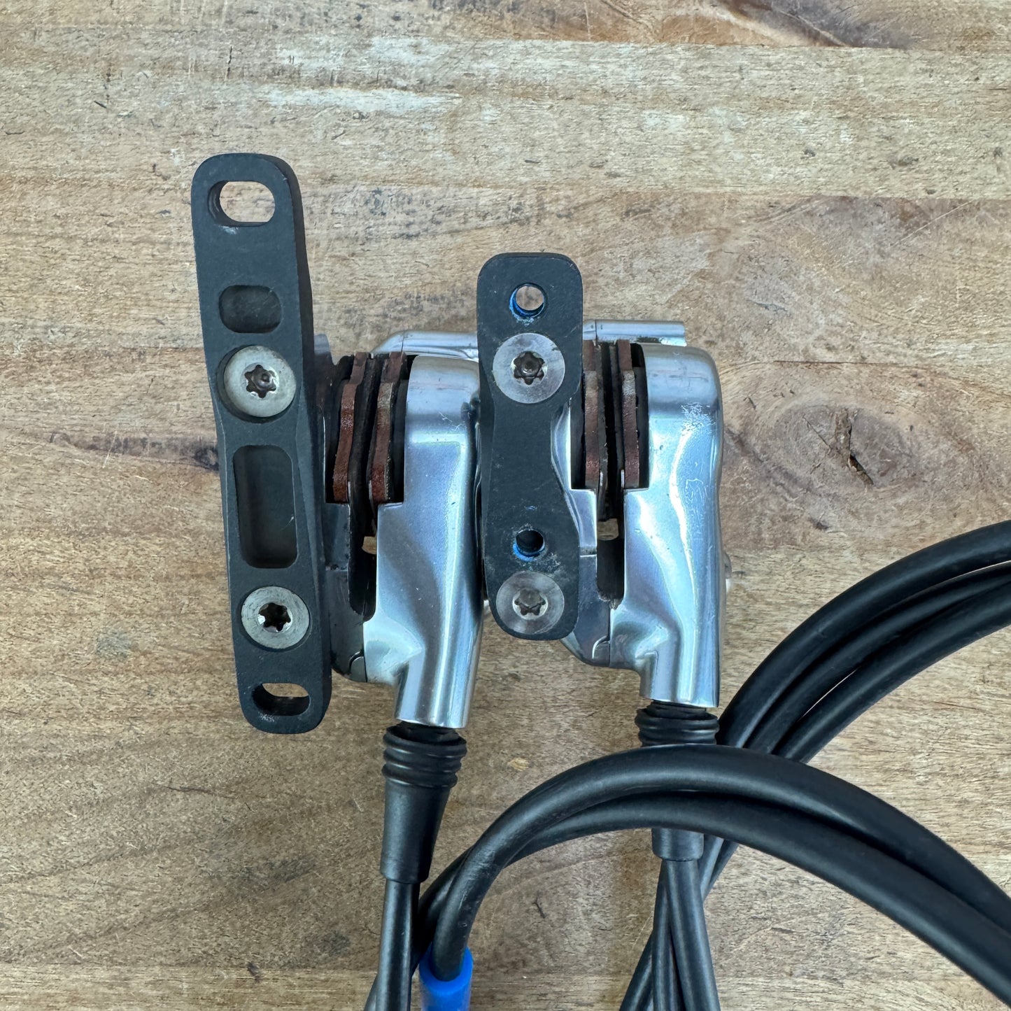 SRAM Red Flat-Mount Two-Piece Bike Disc Brake Pair Calipers w/ Lines 309g