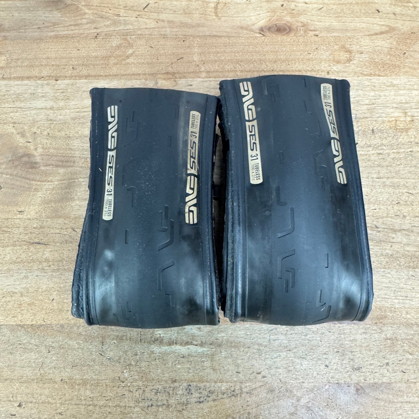 Low Mile! Enve SES Road 700c x 31mm Tubeless Pair Bike Tires 604g