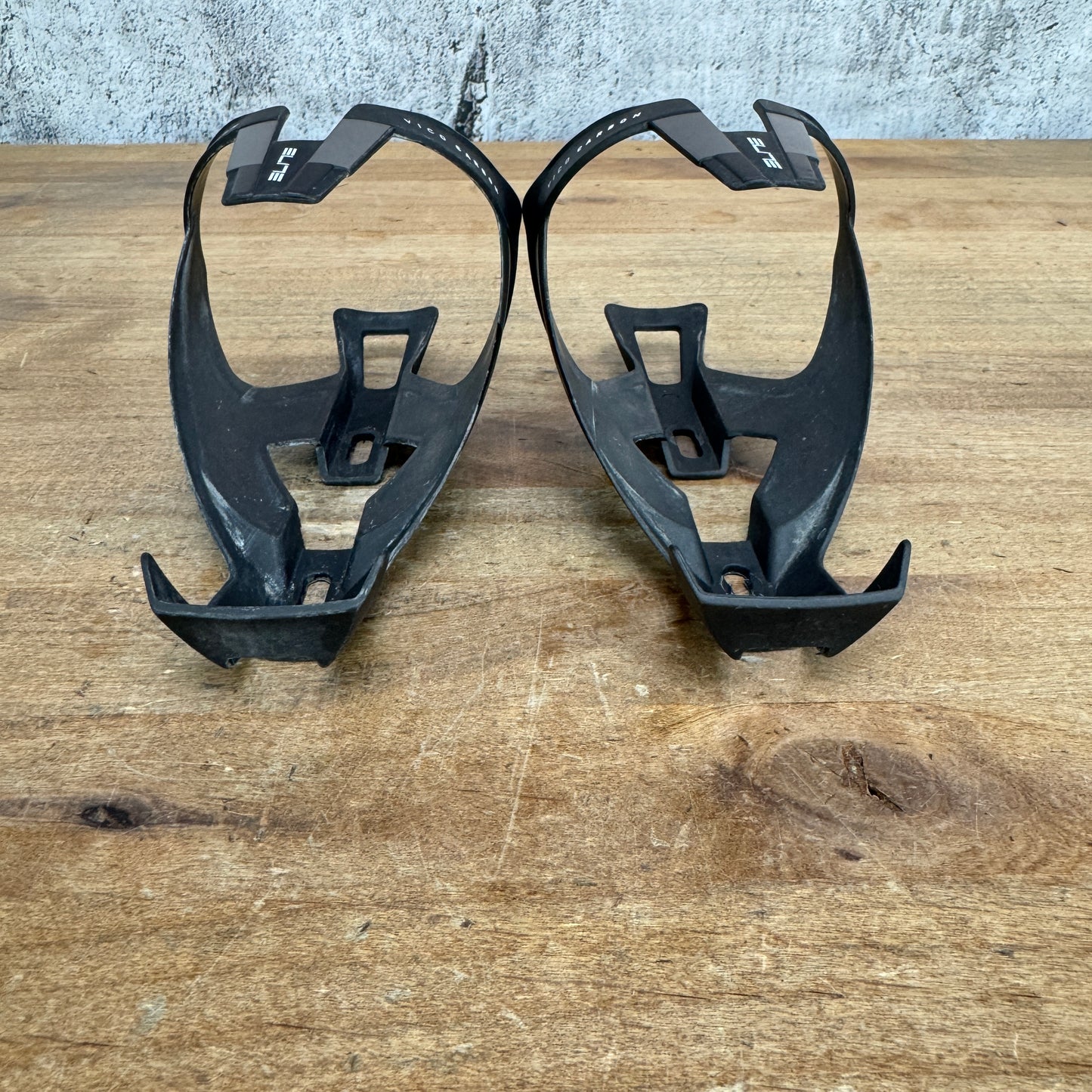 Low Mile! Elite Vico Carbon Pair Black Bike Water Bottle Cages 49g