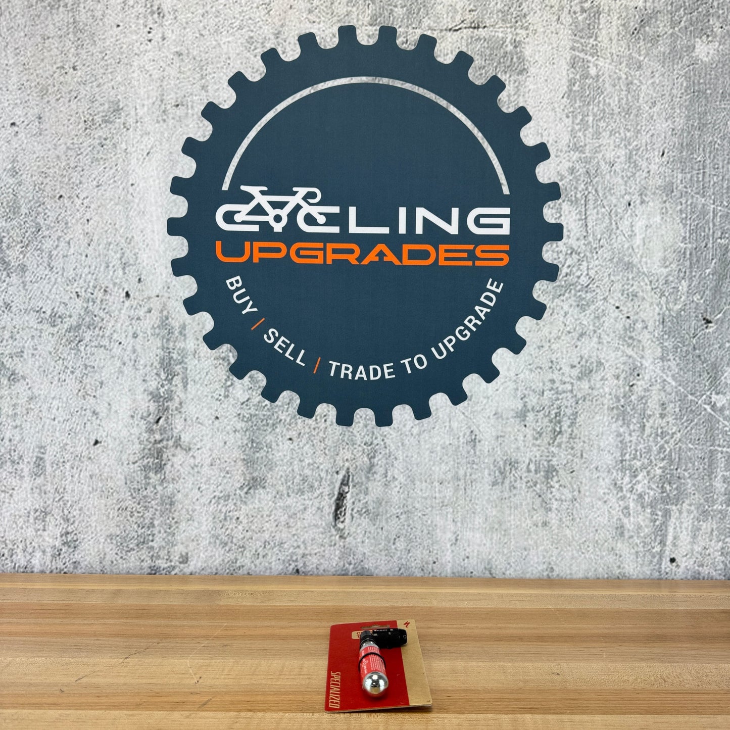 New! Specialized CPRO2 Trigger Co2 Inflator Presta Adapter MSRP $29.99