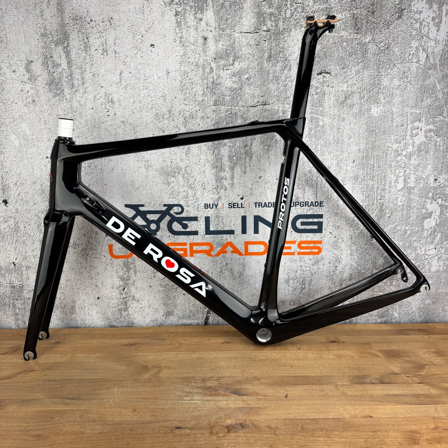 Low Mile! 2020 De Rosa Protos 55cm Rim Brake Carbon Frameset 700c 1729g