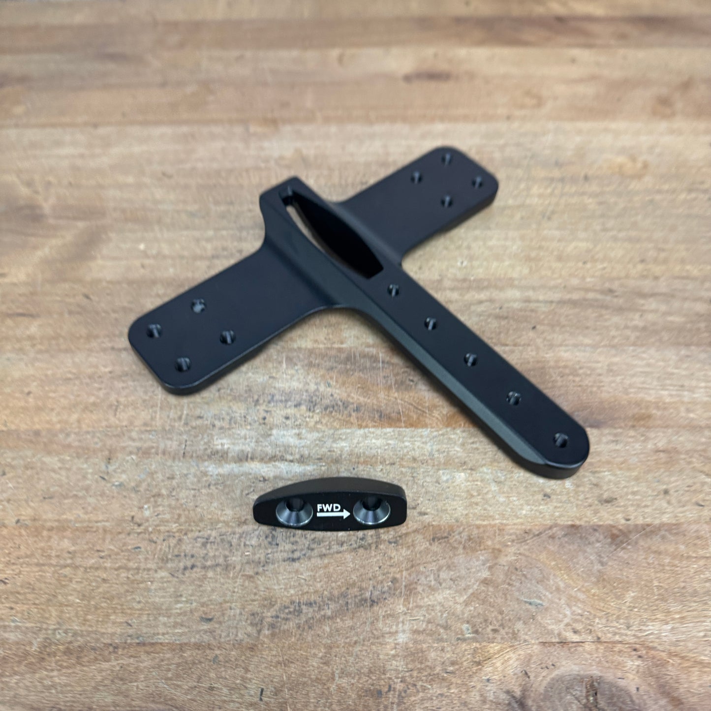 Tririg Dragonfly V1 Bracket 234g TT/Triathlon Scoops Ultimate Arm Cup Mount