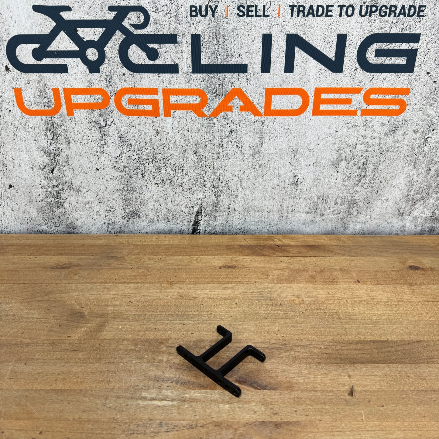 Tririg BTA TT/Triathlon Bike Bottle Mount Riser Bracket 32g