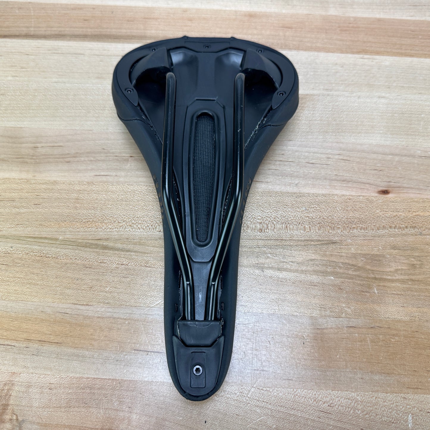 WTB Volt 142mm 7x7mm Alloy Rails Bike Saddle 313g