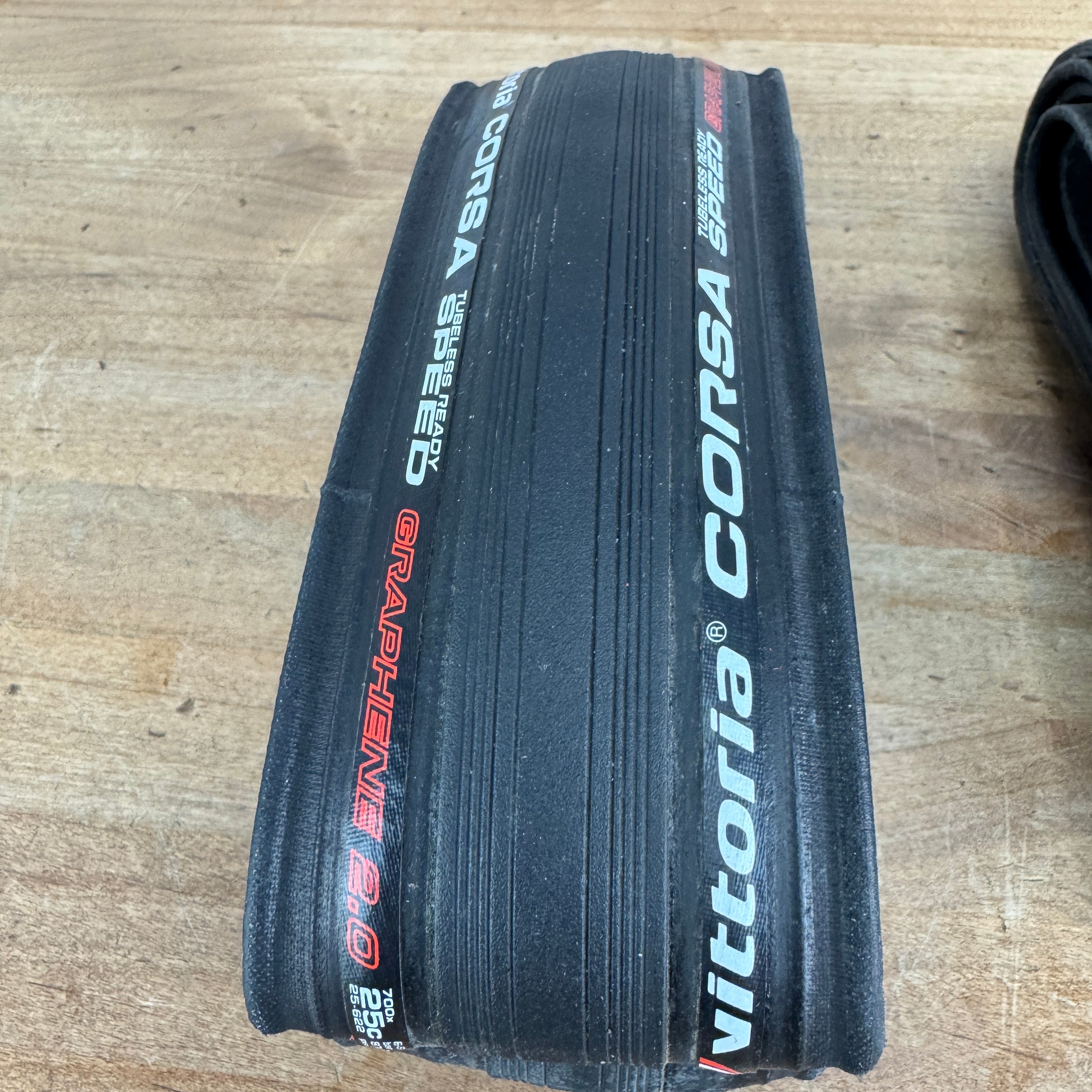 vittoria corsa SPEED TUBLESS READY シーラント Corsa Speed Tubeless-Ready - Competition Tyres | Vittoria