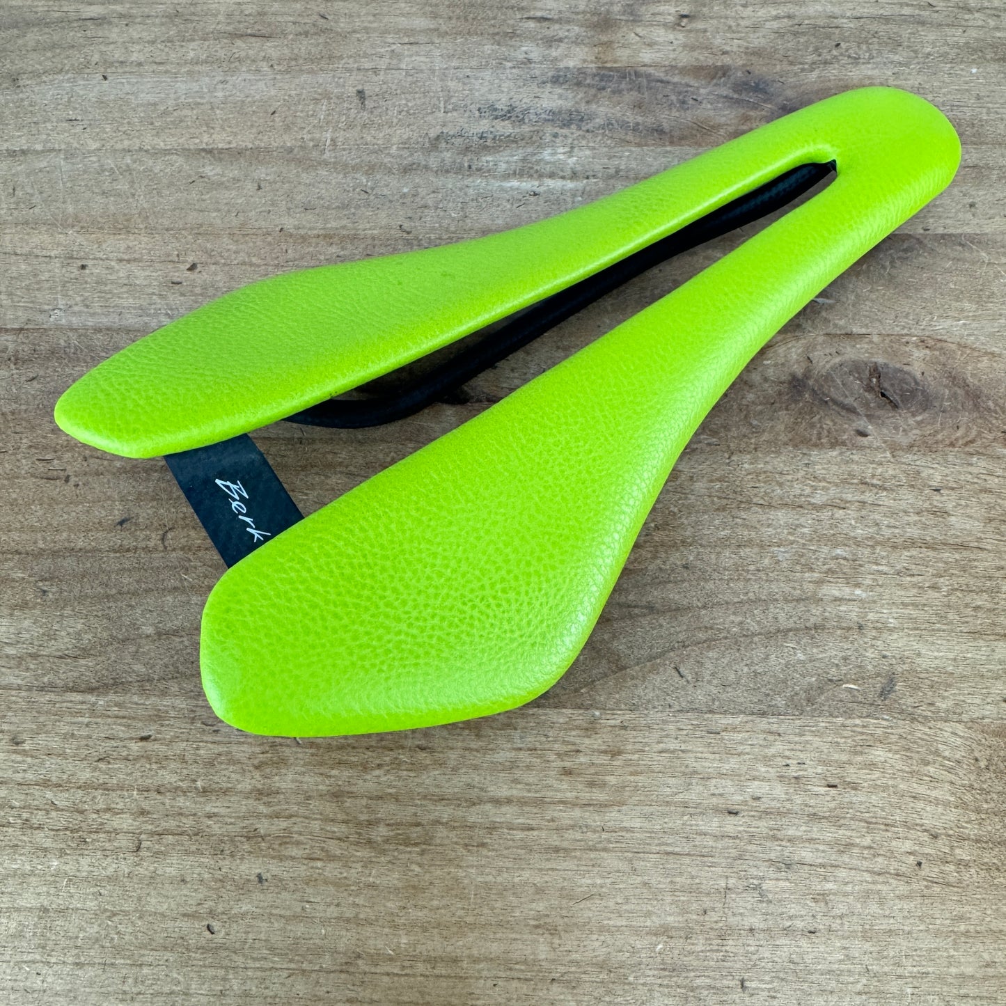 Ridden Once! Berk Dila Padded 7x9mm Carbon Rails 140mm Lime Green Saddle 102g