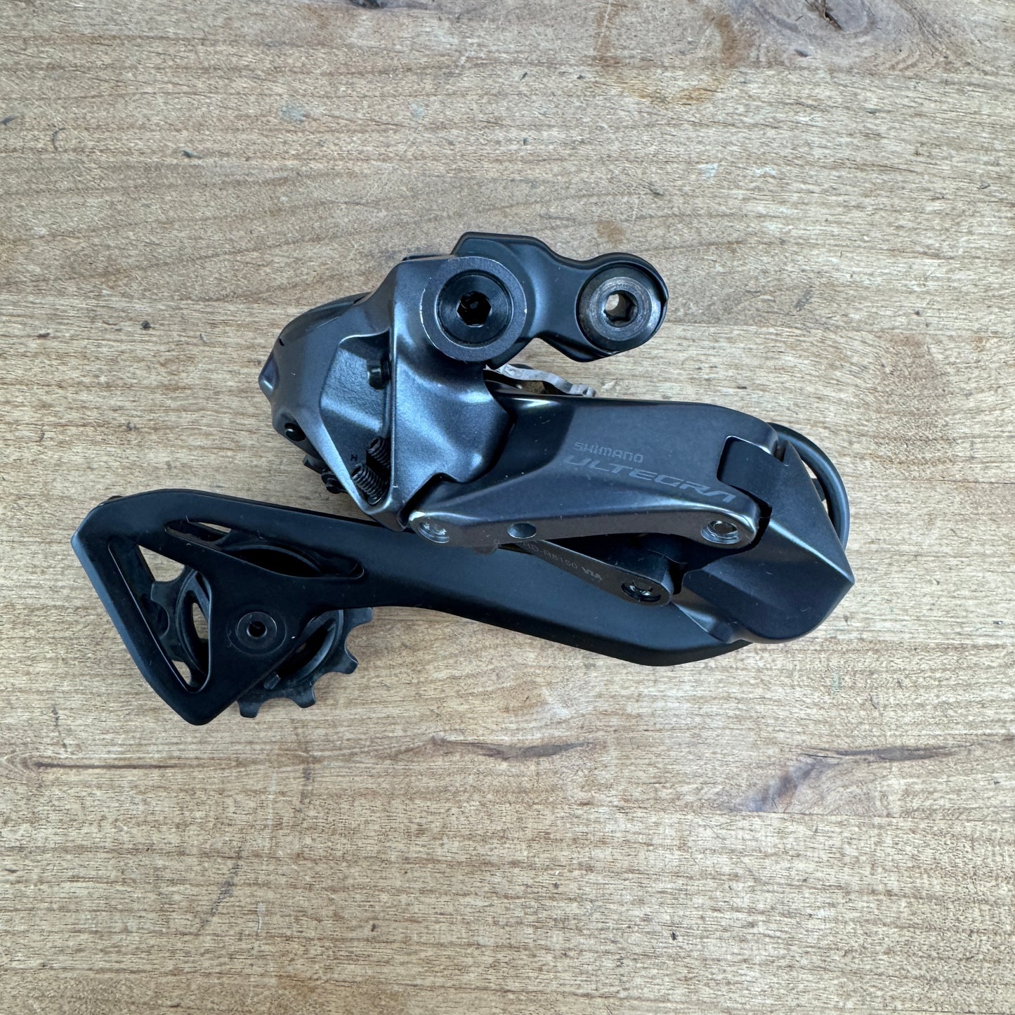Shimano Ultegra R8170 Di2 12-Speed Electronic Hydraulic Disc Brake Mini Groupset