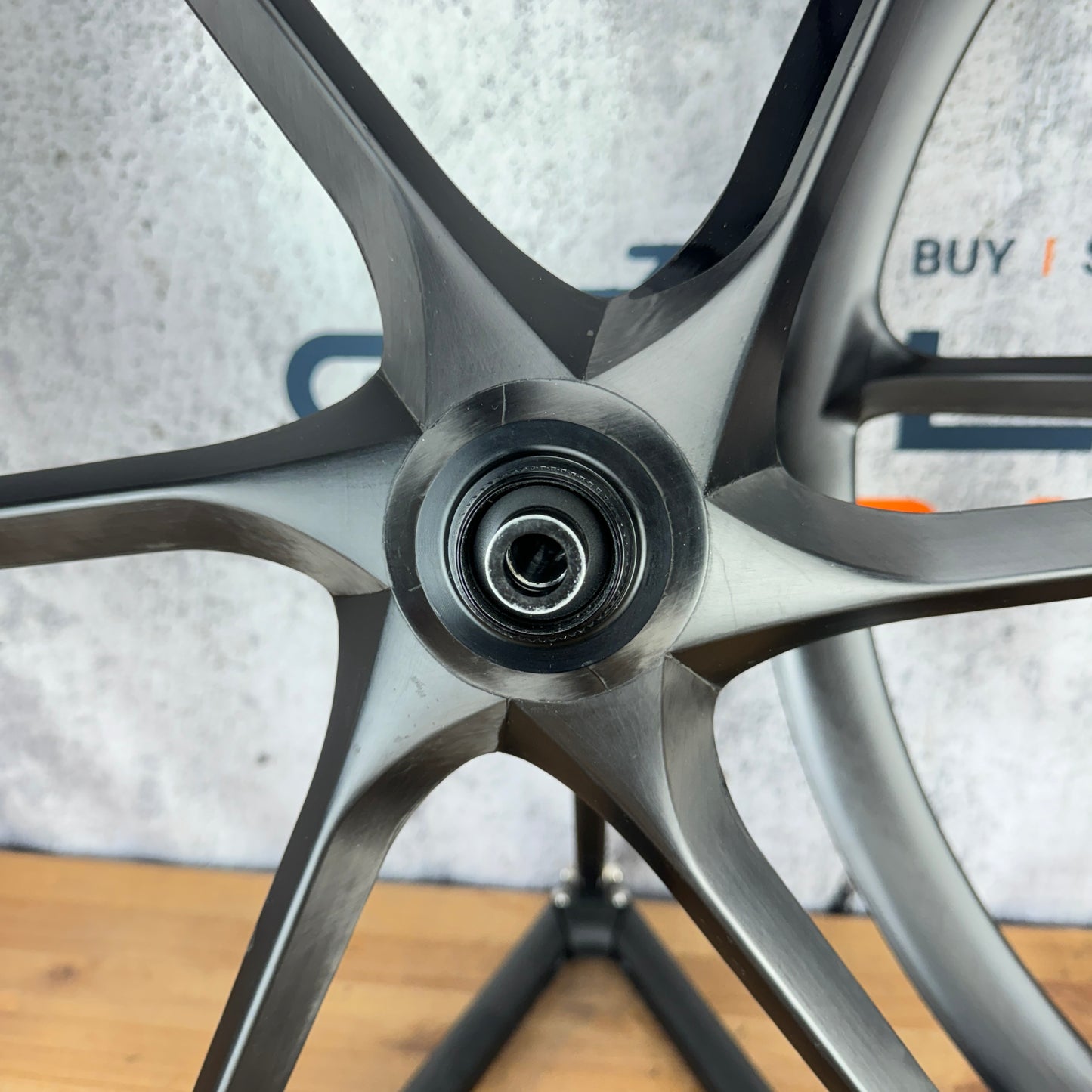 BikeAhead Biturbo Road Carbon Tubeless 6-Spoke Disc Brake Wheelset 700c 1303g