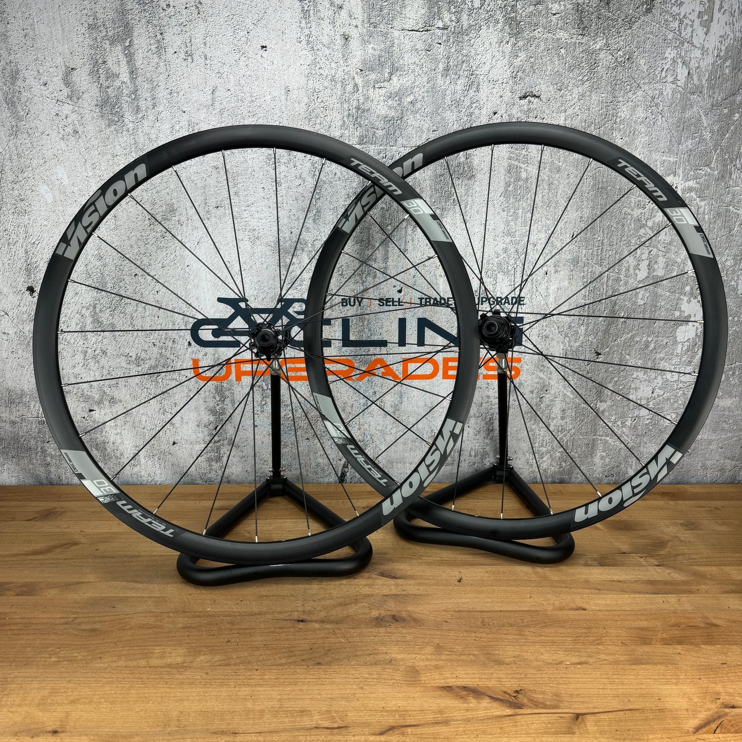Vision Team 30 Alloy Tubeless Center Lock Disc Brake Wheelset 700c 1869g