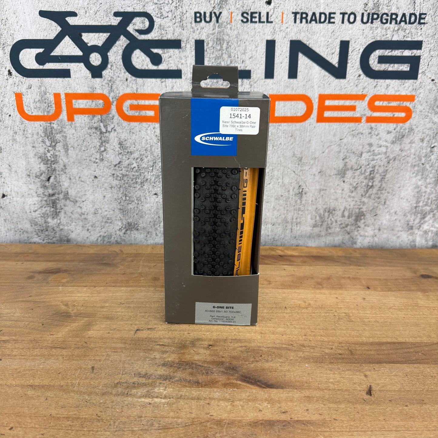 New! Schwalbe G-One Bite 700c x 38mm Gravel Bike Tan Wall Tubeless Single Tire