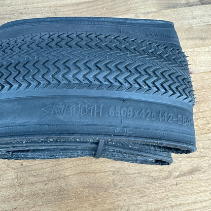 New Takeoff! Pair Specialized Sawtooth 650b x 42mm Gravel Bike Tubeless Tires
