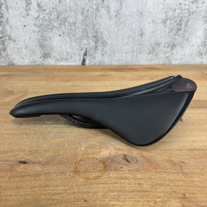 Low Mile! Fizik Aliante R1 Versus EVO Large 152mm Carbon Rails Bike Saddle 198g