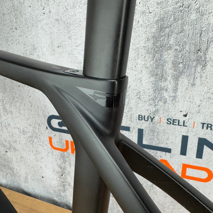 Mint! 2023 Pinarello Grevil F9 Size 53 (54cm) Carbon Disc Brake Gravel Frameset