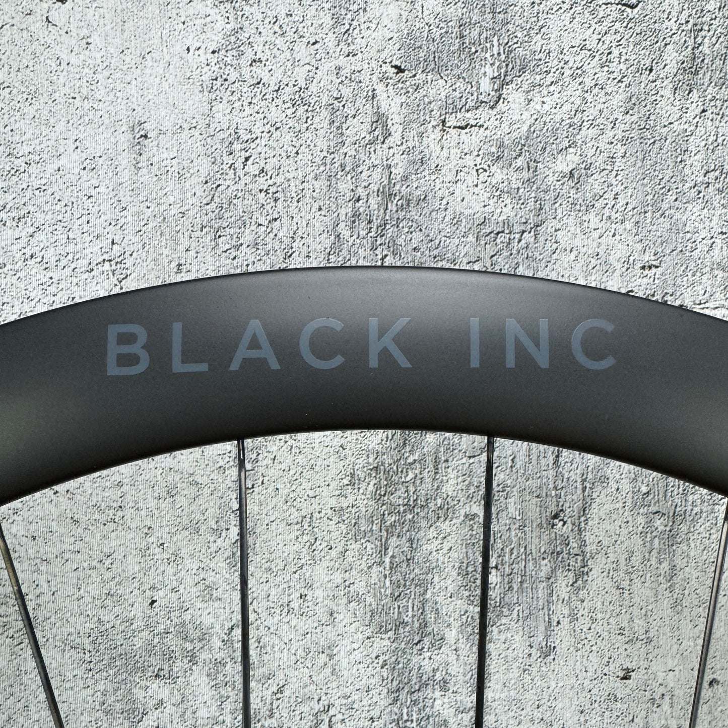 Black Inc Forty Five Carbon Disc Brake Tubeless Wheelset 700c 1588g CeramicSpeed