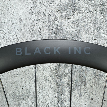 Black Inc Forty Five Carbon Disc Brake Tubeless Wheelset 700c 1588g CeramicSpeed