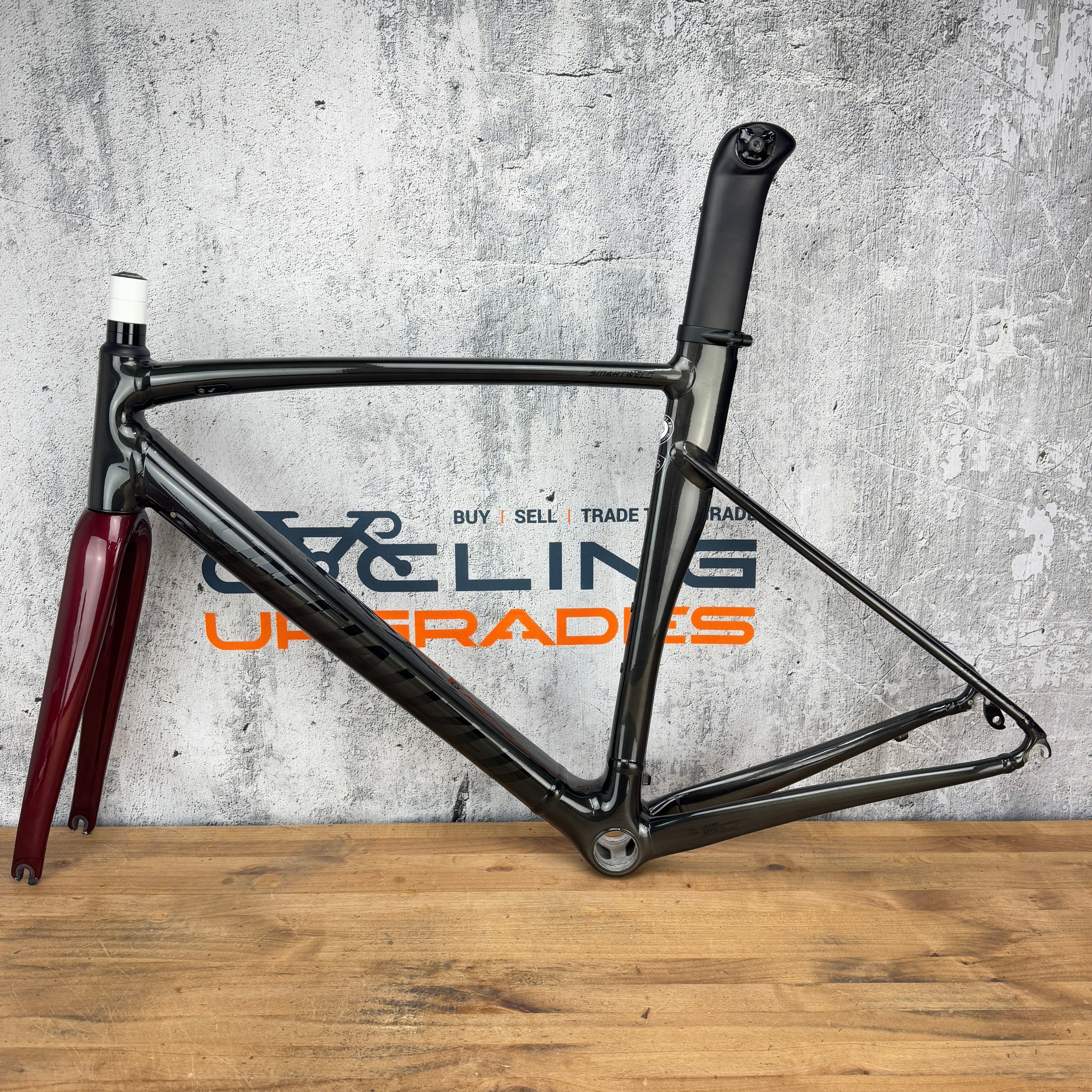 text_set_value: Specialized Allez Sprint Comp Disc Road Bike