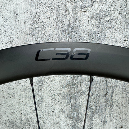 Low Mile! Roval C38 Carbon Disc Tubeless DT Swiss 350 Gravel Wheelset 700c 1549g