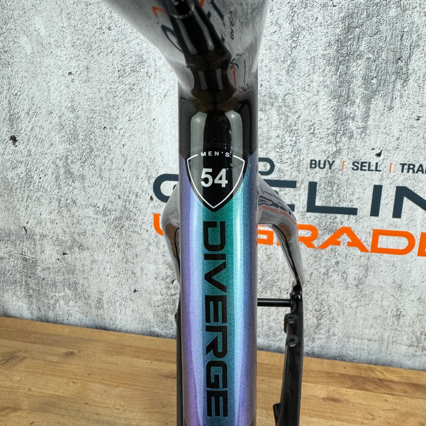 Low Mile! 2019 Specialized Diverge 54cm 9R Carbon Disc Frameset Future Shock 1.0