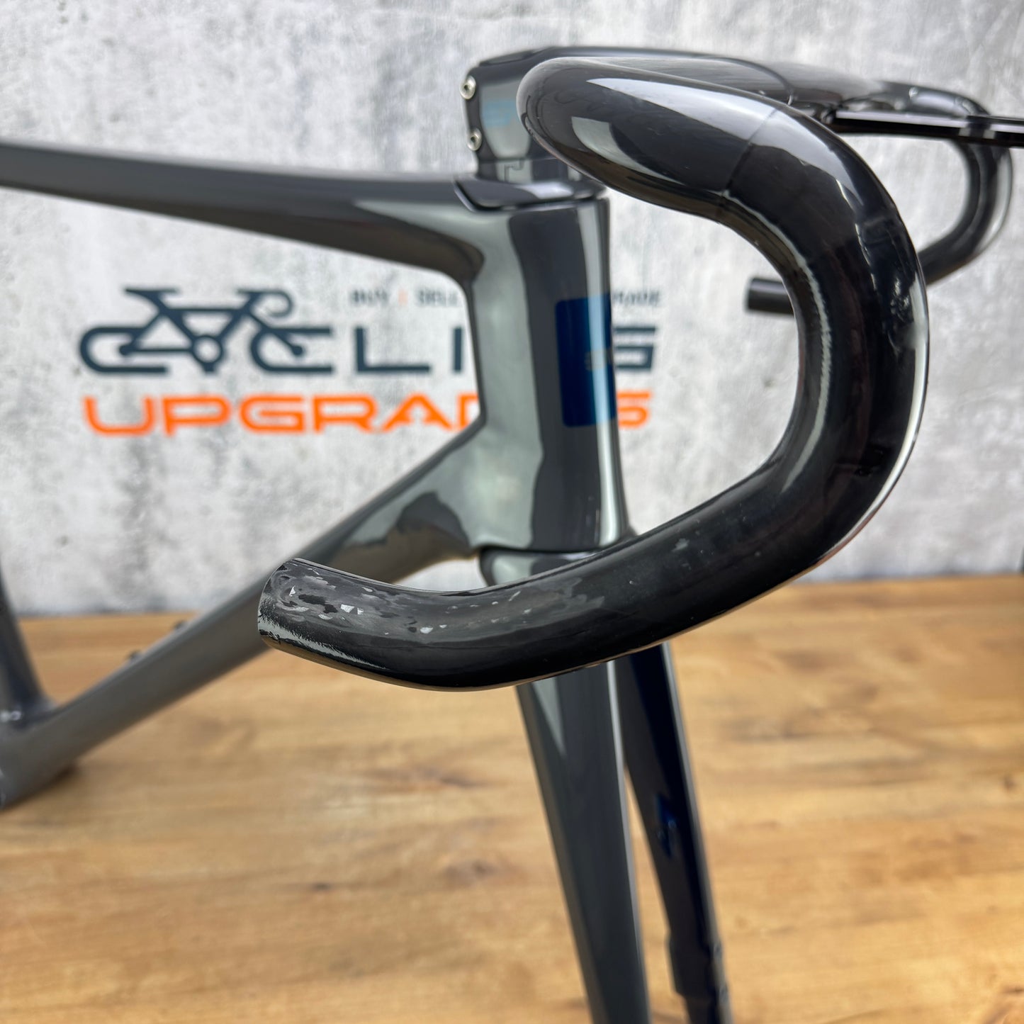 Low Mile! 2023 Enve Custom Road 55cm Carbon Disc Frameset 700c 2246g