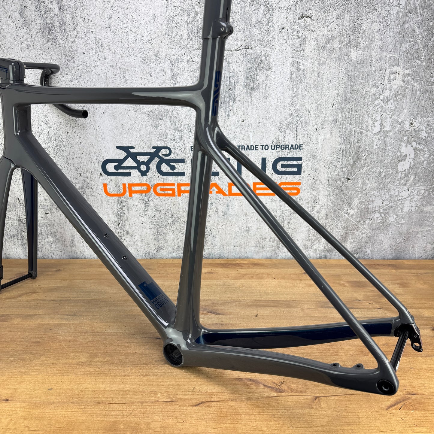 Low Mile! 2023 Enve Custom Road 55cm Carbon Disc Frameset 700c 2246g