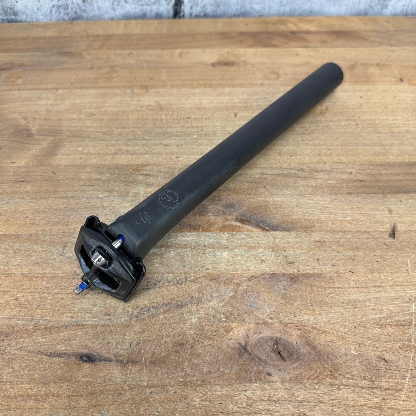 Low Mile! Roval Alpinist 27.2mm x 300mm 20mm Setback Carbon Bike Seatpost 134g