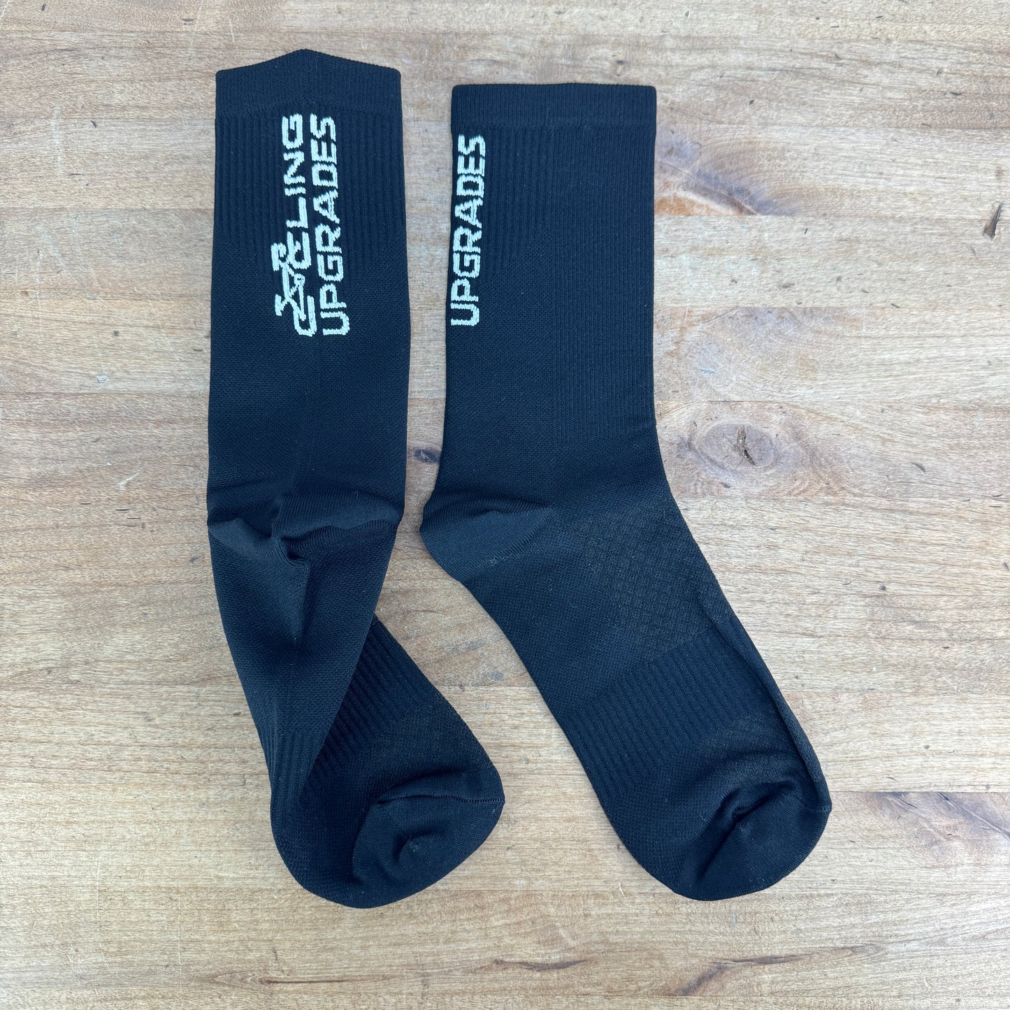CyclingUpgrades Cycling Crew Length Socks White/Black/Gray Unisex Adult