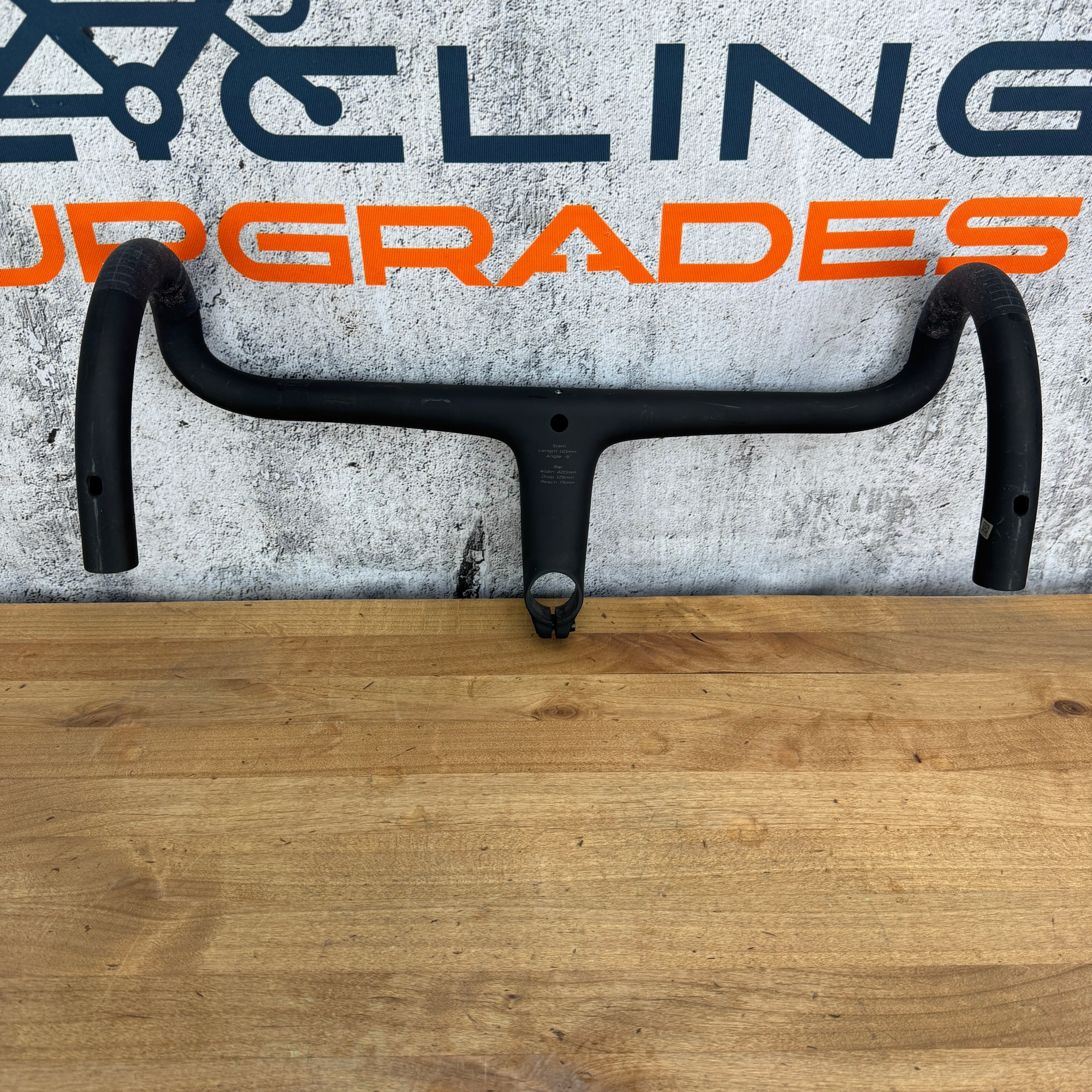 Roval Alpinist SL Cockpit 42cm x 110mm Carbon -6 Degree Integrated