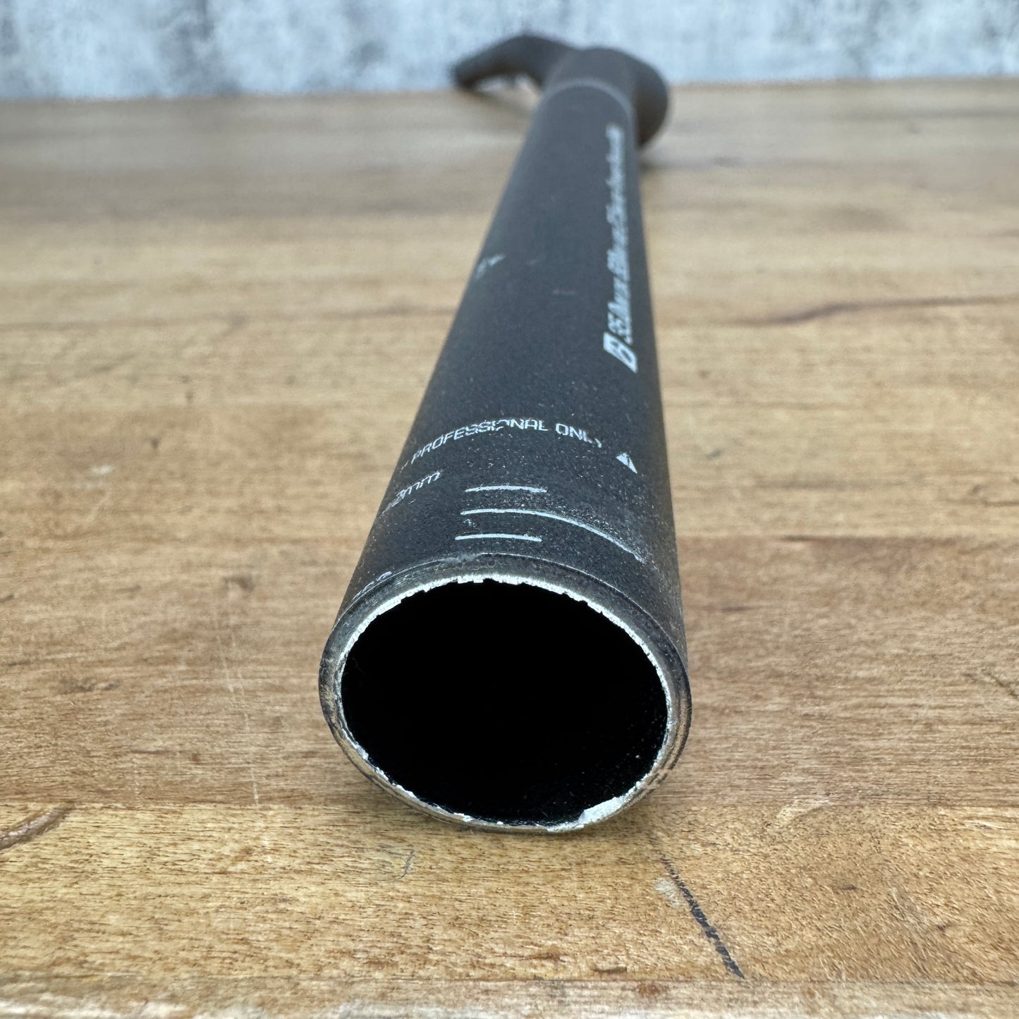 Bontrager Line Alloy 35mm Center 760mm Width 27.5mm Rise MTB Flat Handlebar 299g