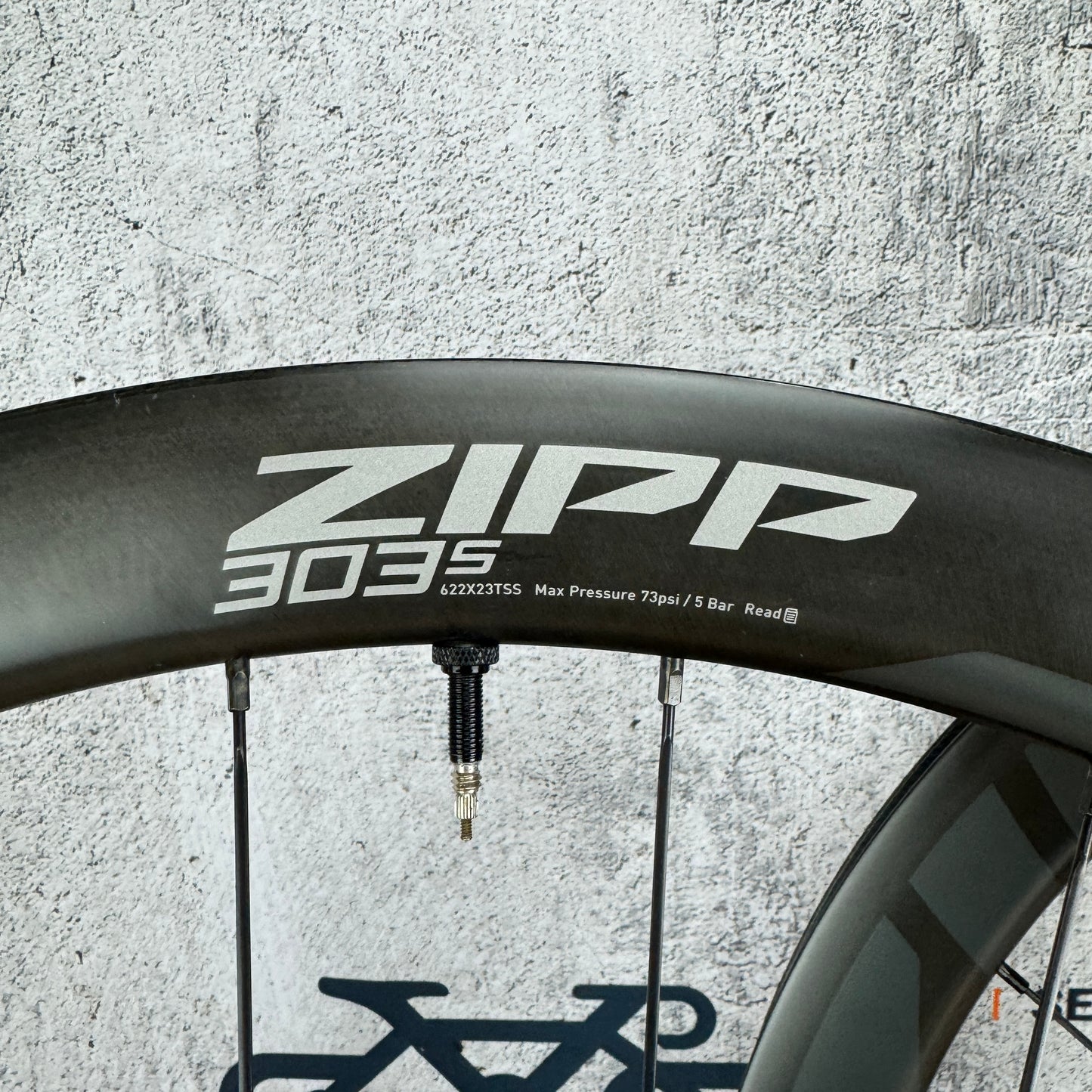 Zipp 303s Carbon Tubeless Hookless Disc Brake Wheelset 700c 76/176 Hubs 1544g