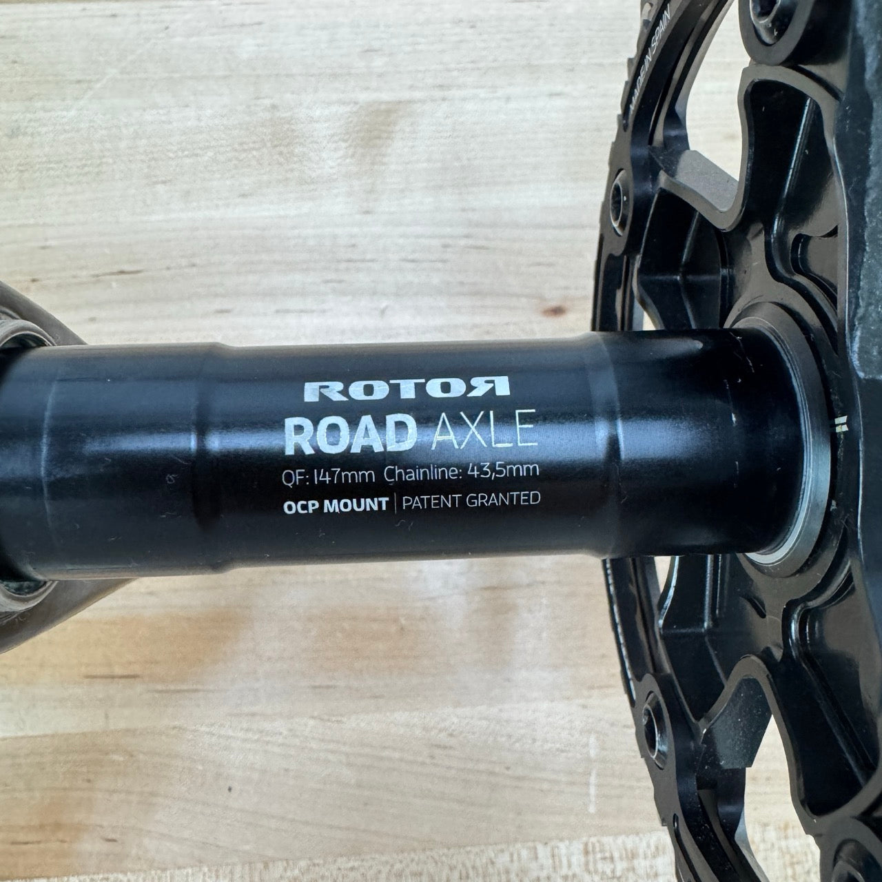 Rotor Aldhu Carbon OCP 175mm 30mm Spindle 48/35t Bike Crankset