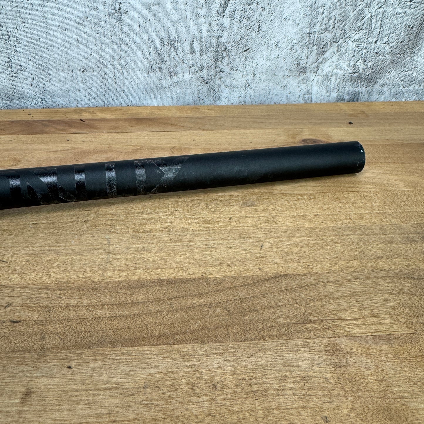 Truvativ Atmos Alloy 31.8mm 680mm 0 Degree Rise MTB Flat Handlebar 236g