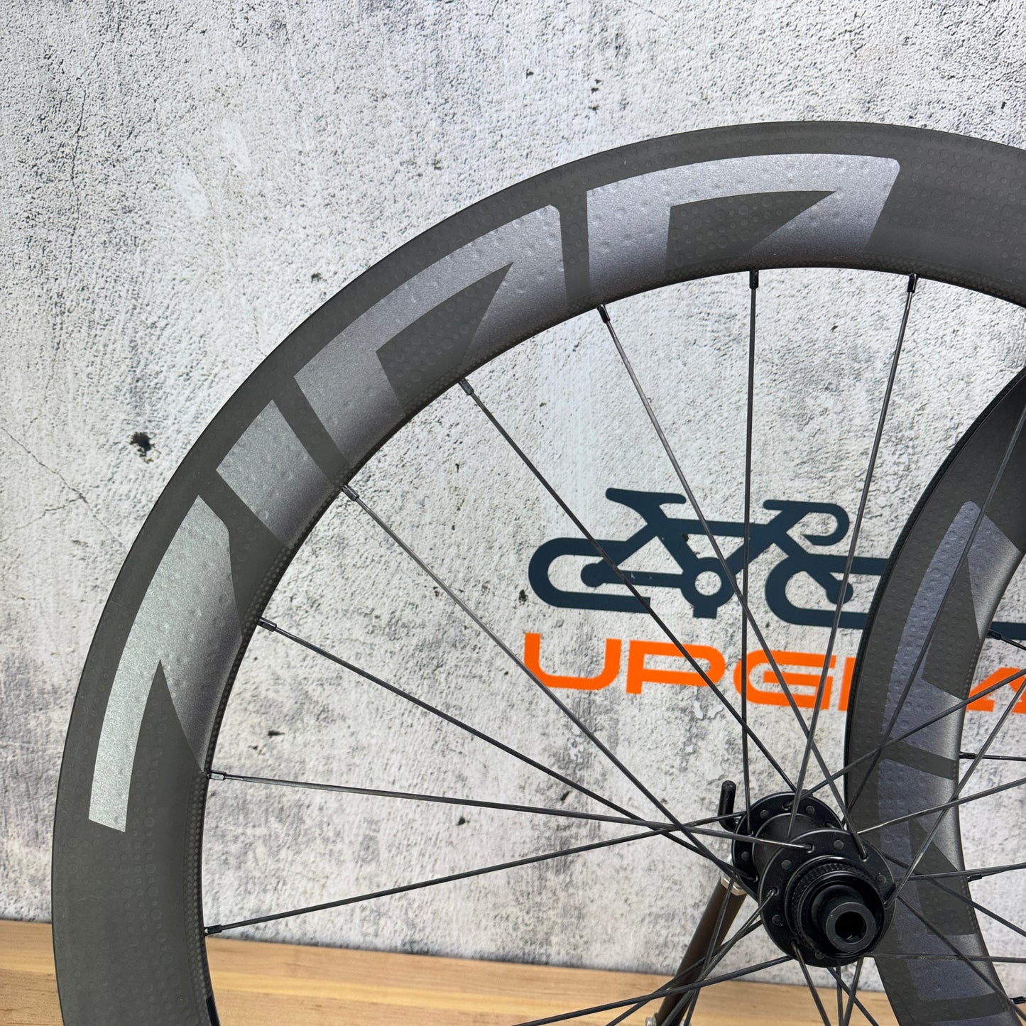 Ridden Once! Zipp Firecrest 404 ZR1 Carbon Tubeless Disc Wheelset 700c 1585g