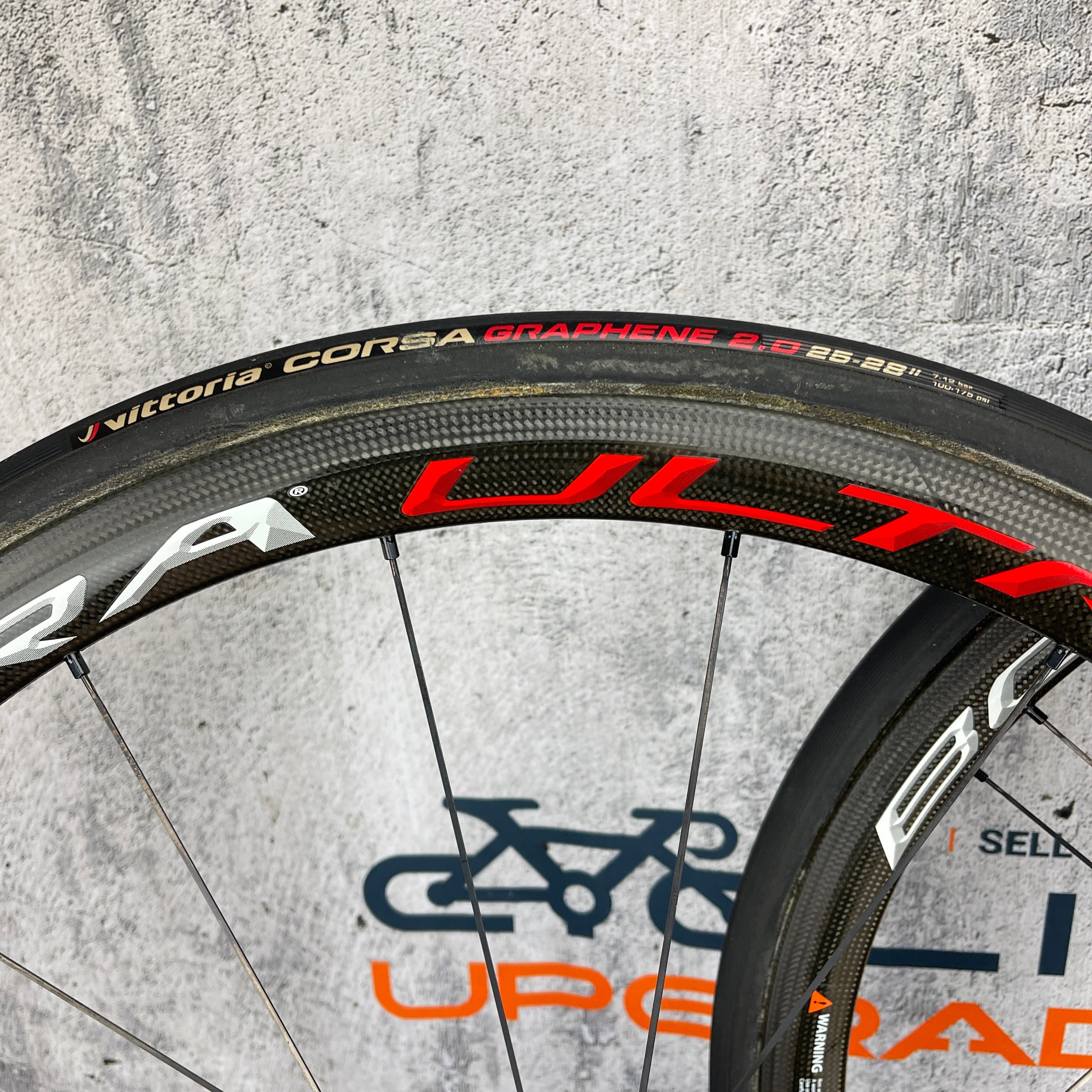 Campagnolo Bora Ultra 35 Carbon Tubular Wheelset 700c Rim Brake + Vitt –  CyclingUpgrades.com