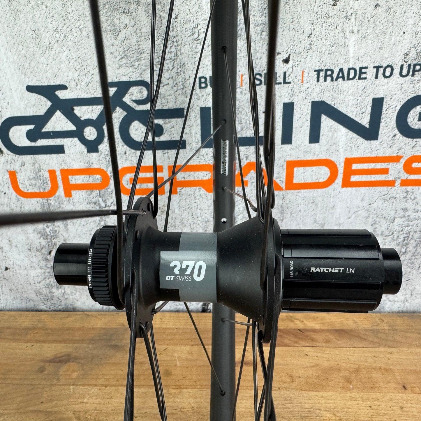 New! Roval Rapide C38 Carbon Tubeless Disc Wheelset 700c DT 370 Hubs 1596g