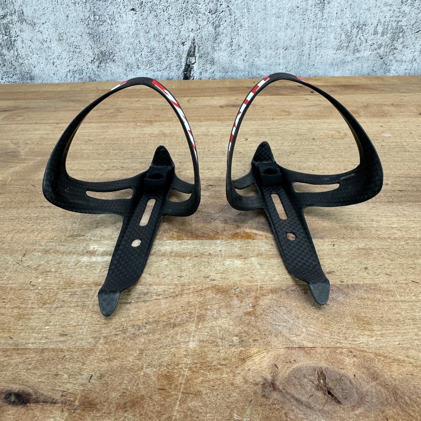 Pair Time Carbon Matrix Bike Water Bottle Cages 36g