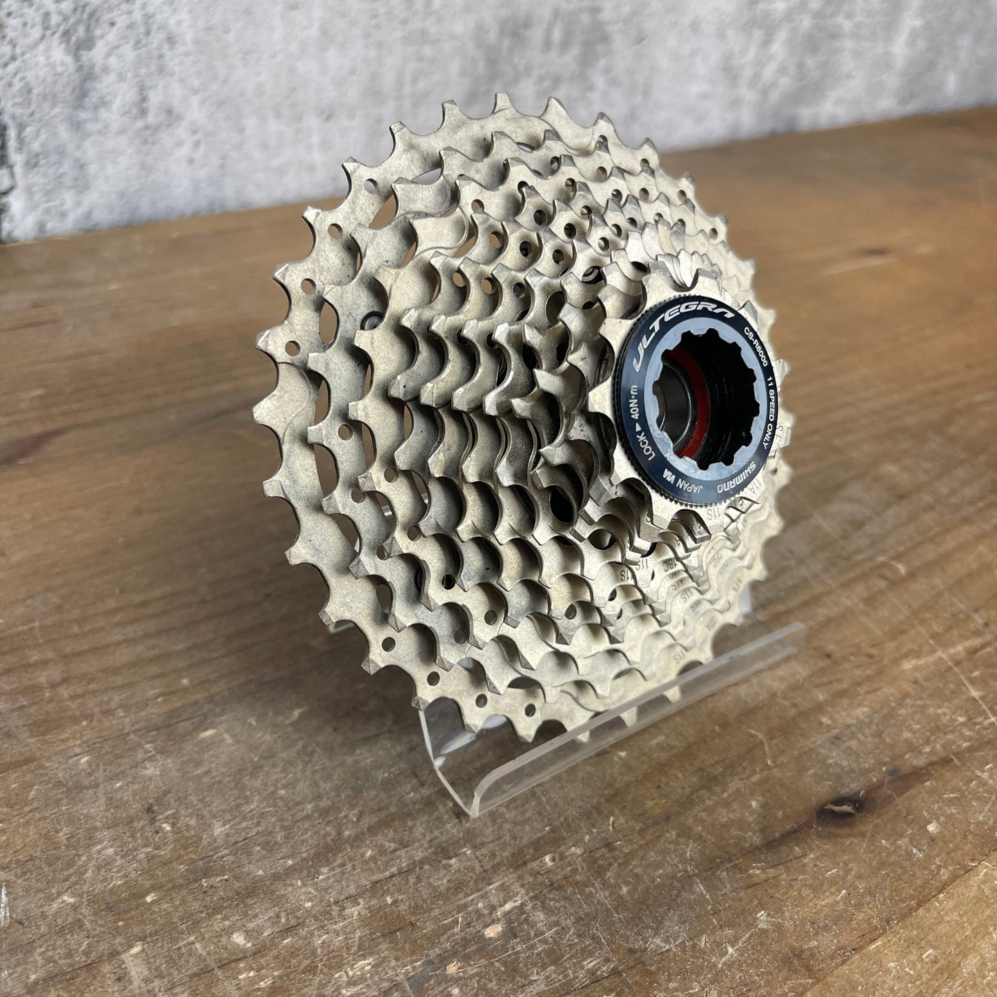 Shimano Ultegra CS-R8000 11-Speed 11-32t Road Bike Cassette "Light Wear" 286g
