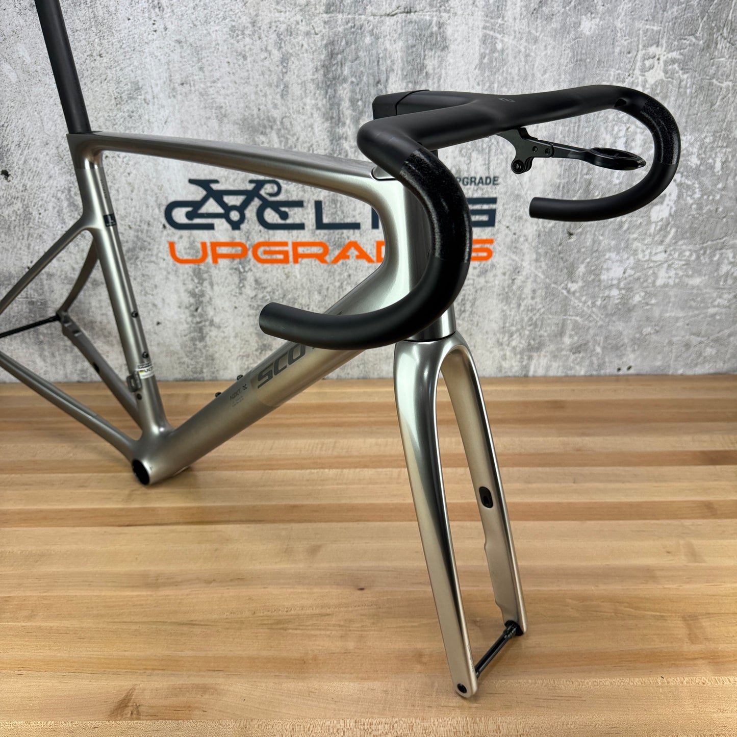 2026 Scott Addict RC Ultimate HMX SL 56cm Carbon Disc Frameset Chrome Silver