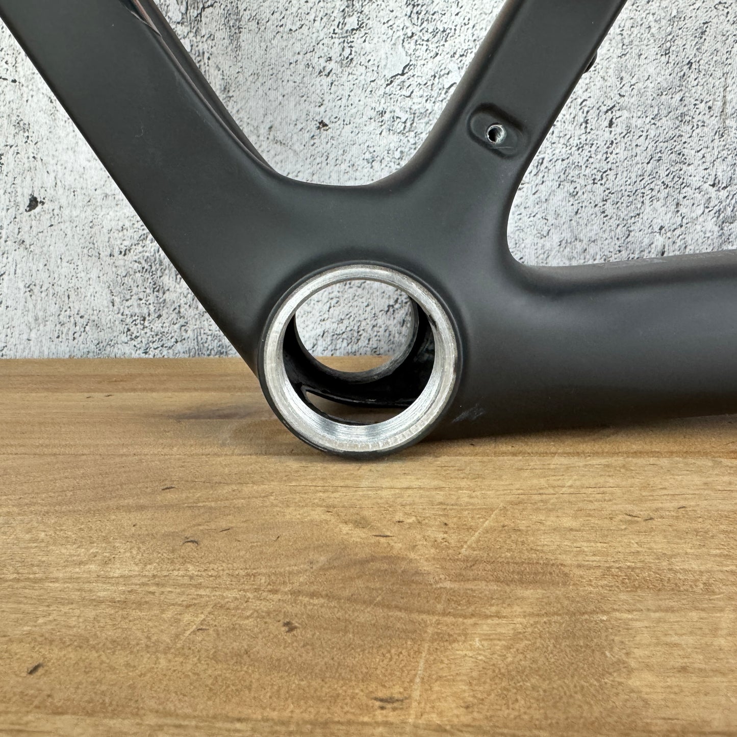 New! Trek Madone SLR Gen 8 Small 900 OCLV Carbon Disc Frameset 700c 1290g