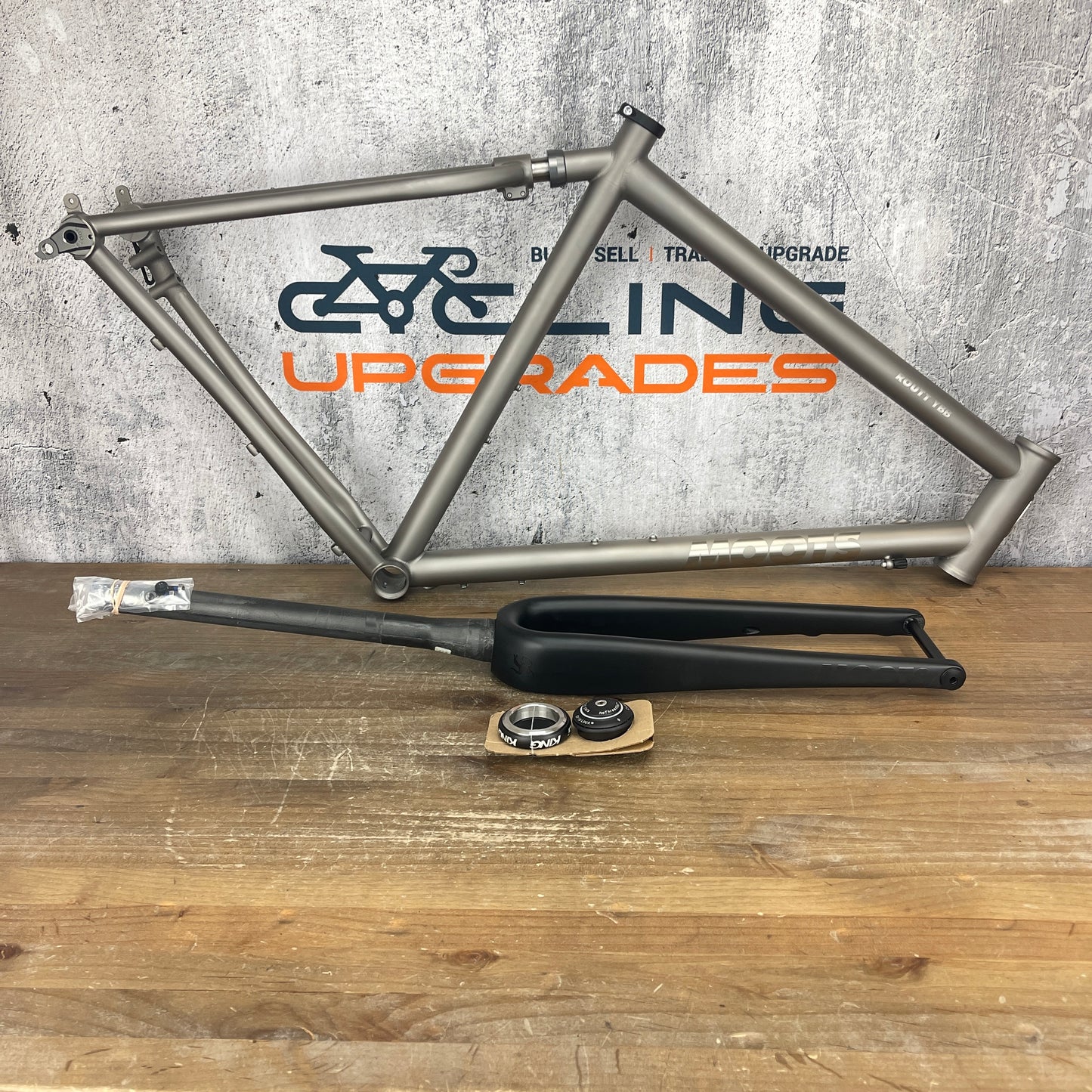 New! 2023 Moots Routt YBB 55cm Disc Brake Titanium Frameset 700c Chris King