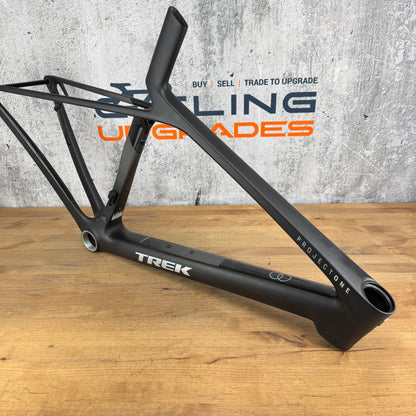 New! Trek Madone SLR Gen 8 Small 900 OCLV Carbon Disc Frameset 700c 1290g