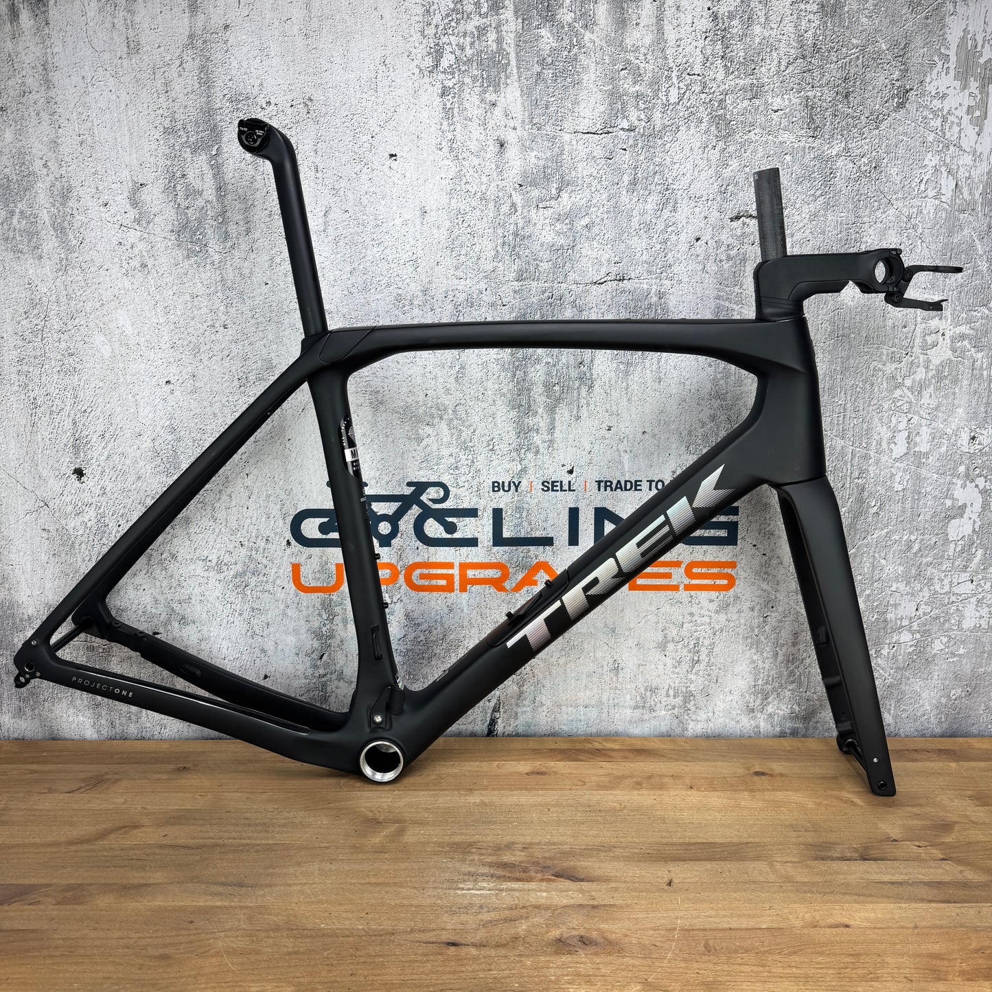 Low Mile! 2023 Trek Domane SLR Gen 4 58cm Carbon Disc Frameset 700c 2353g