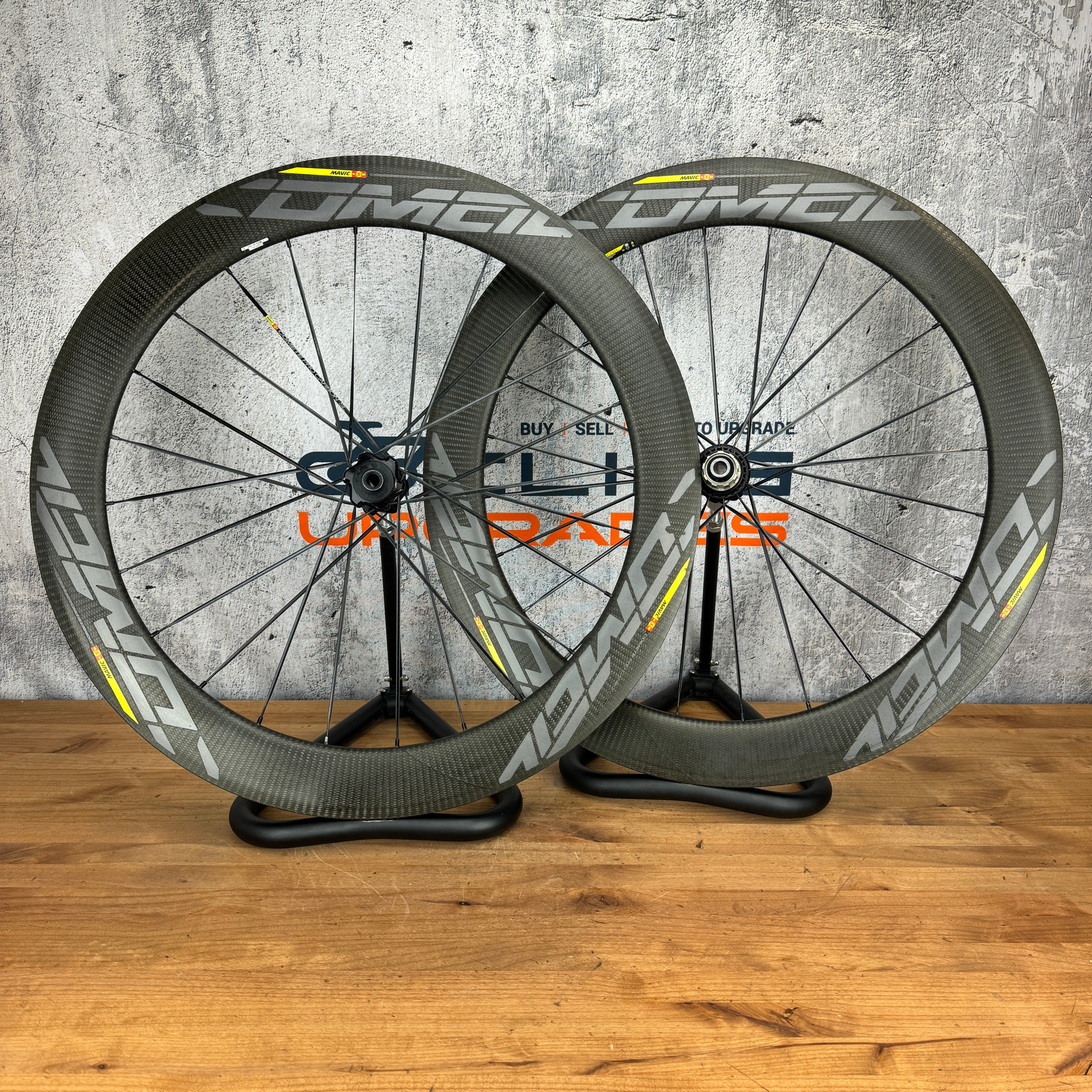 Mavic 700c disc wheelset clearance